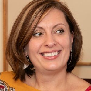 Meet your Posher, Helen